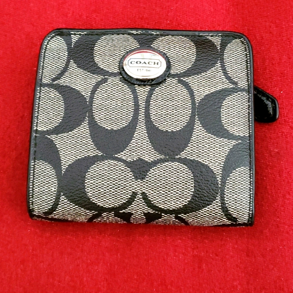 Coach wallet